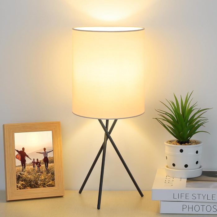 FOLKSMATE Bedside Table Lamp with Black Metal Base, Modern Small Desk Lamp, Nightstand Light Fixture, Home Living Room Bedroom Office